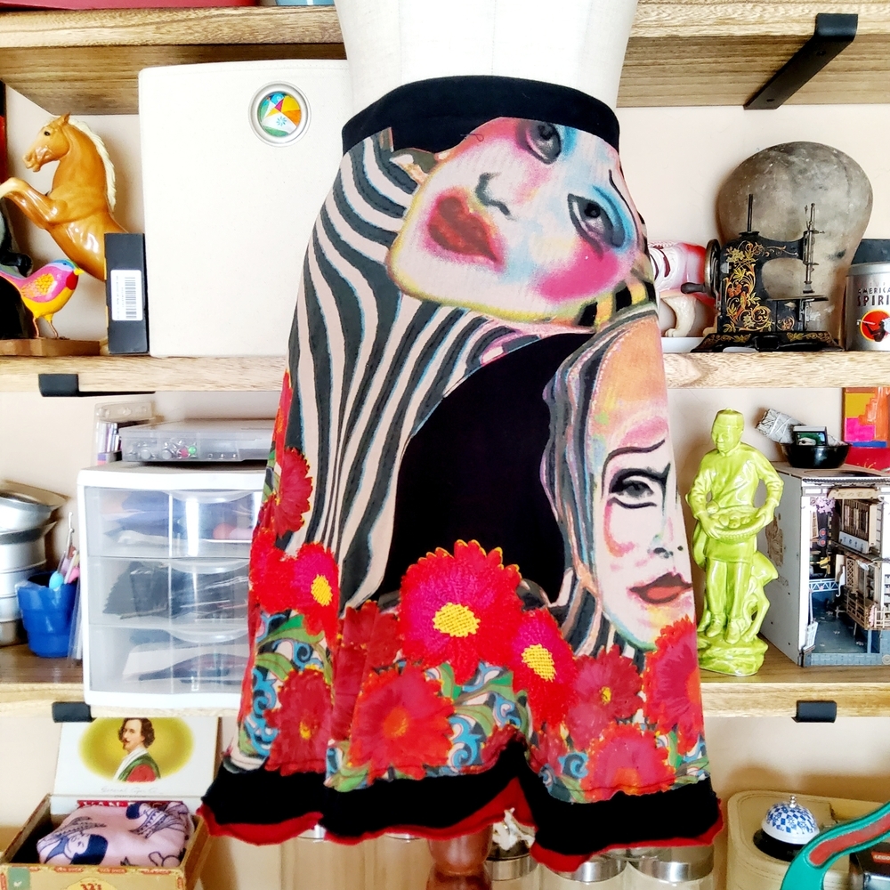 DESIGUAL w/ CIRQUE de Soleil Collab Clowns Circus Skirt Size M RARE